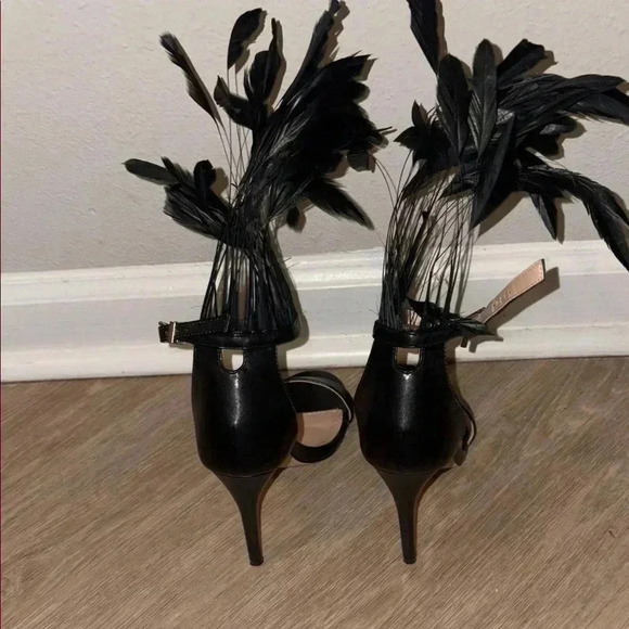 Black Heels with Feather Embellishment and Stiletto Heel - Picture 3 of 3